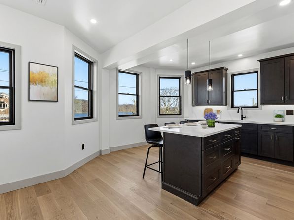 388 Warburton Ave #3