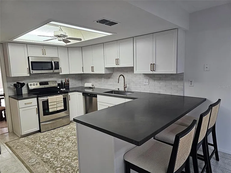 4408 La Jolla Dr #19-A — Photo 7