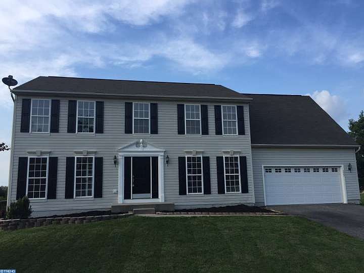 1st image of 521 Amanda Dr