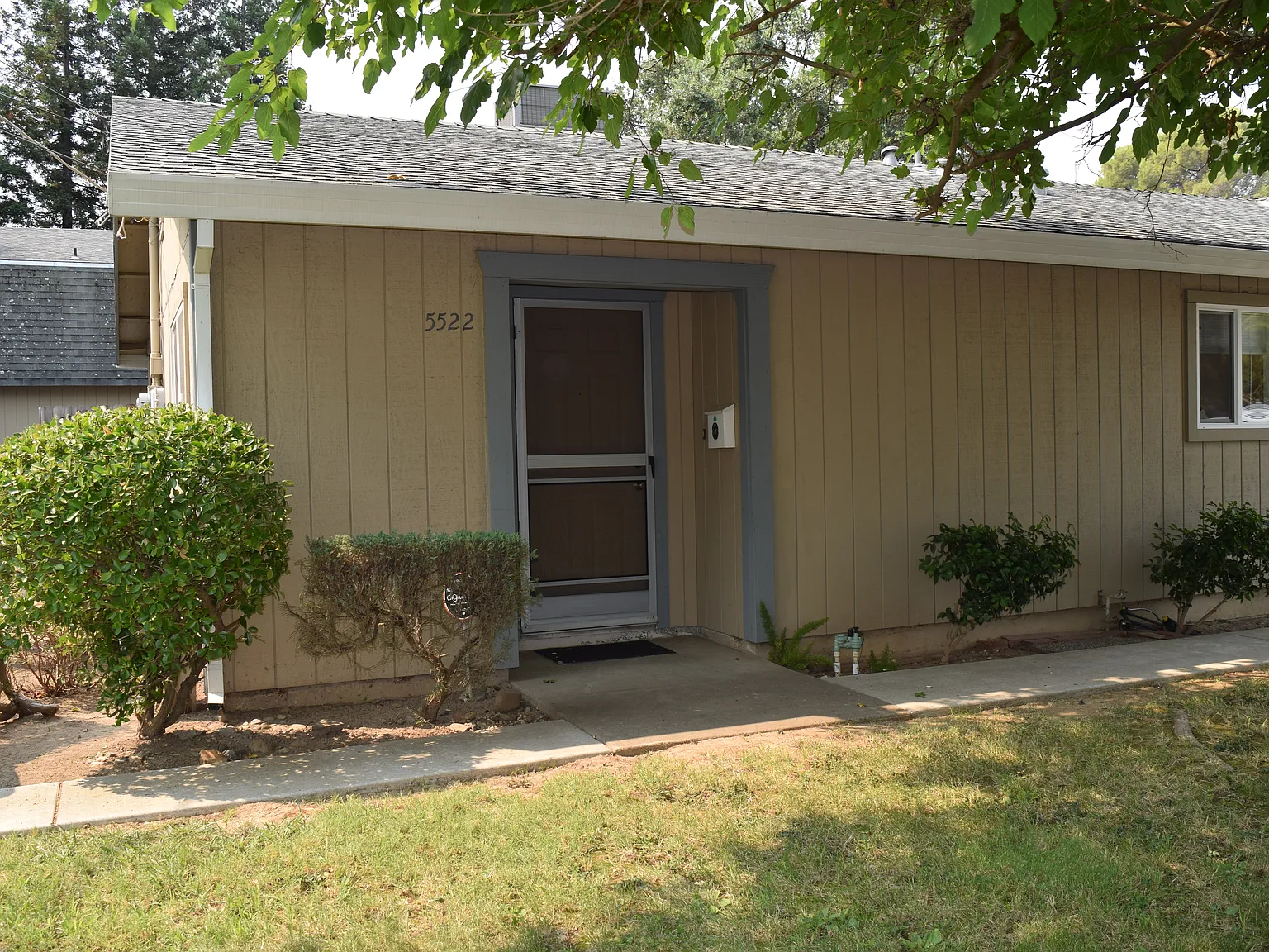 5522 Robertson Ave — Photo 1