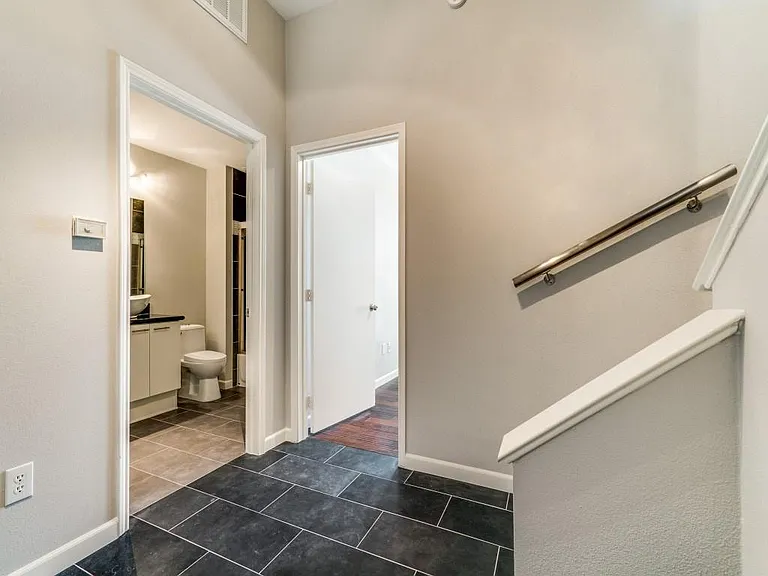 4611 Travis St #808A — Photo 12