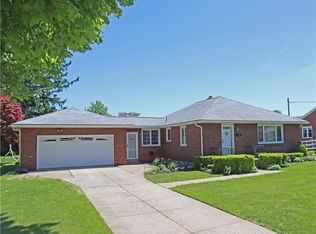 2913 Highland Rd, Erie, PA 16506