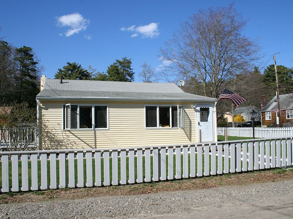 1st image of 32 Buzzards Bay Dr