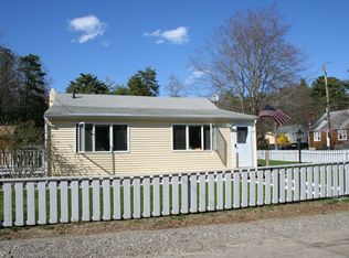 32 Buzzards Bay Dr, Plymouth, MA 02360