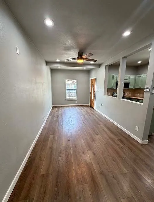 2 bed, 894 sqft, $1,199 — Photo 2