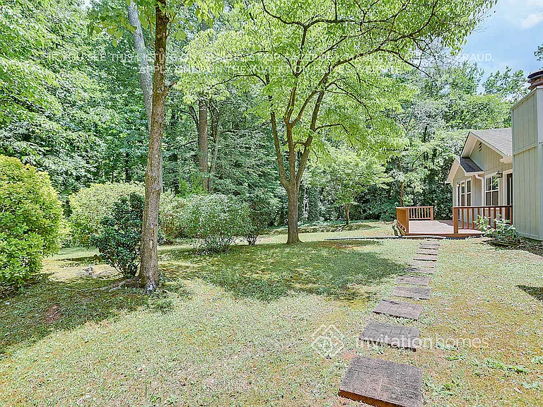 5065 Shannon Way SW — Photo 24