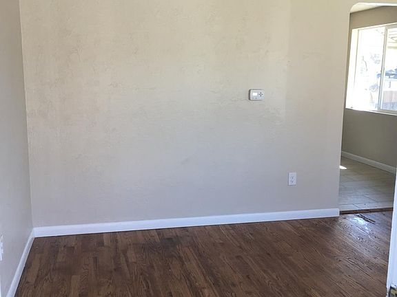 5th image of 3826 N Clay St