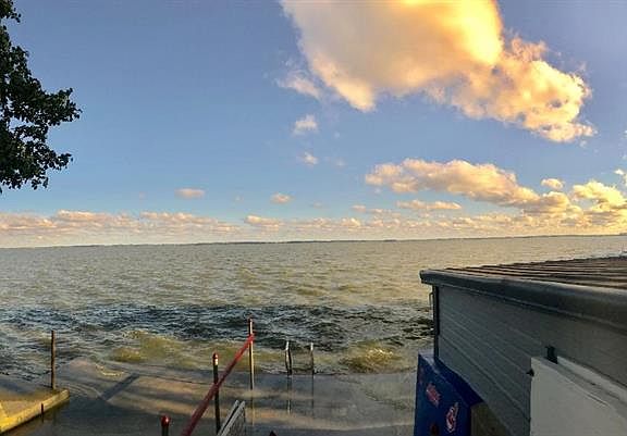 3rd image of 204 Center Dr