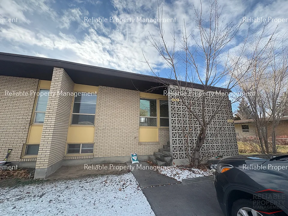 1052 Garfield St #1052