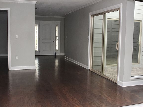 2nd image of 3828 Cheverly Dr W