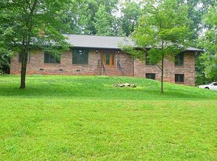 3229 Fairforest Dr, Matthews, NC 28104