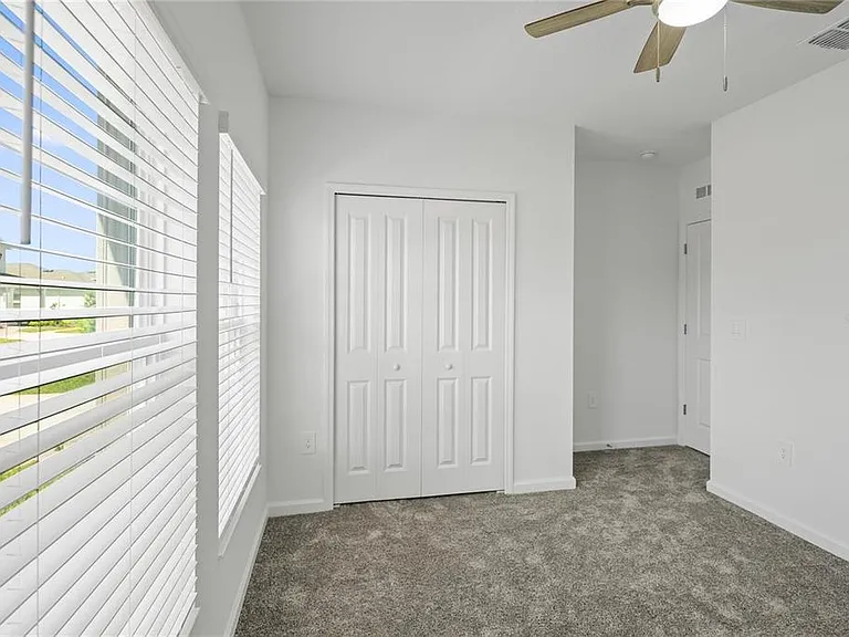 4819 Worchester Dr — Photo 12