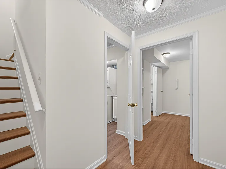 14546 Bisbee Ct — Photo 24