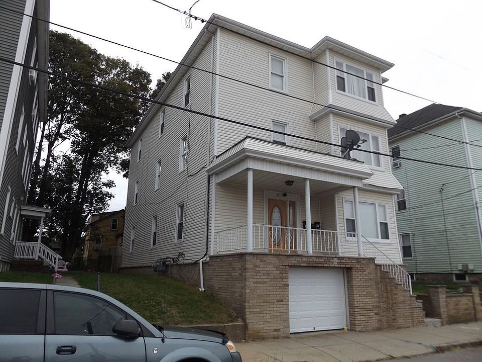 2nd image of 38 Thomas St