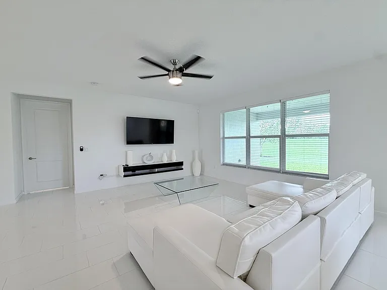 10710 SW Hensley St — Photo 7