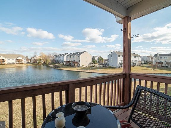 5th image of 515 Teal Ct #H