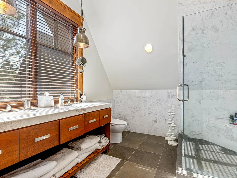 13193 Snowshoe Thompson Cir — Photo 37