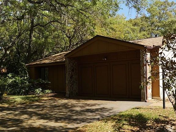 2nd image of 2501 Starling Ln