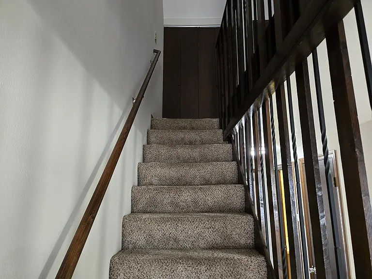 17 Village Ct #17 — Photo 9
