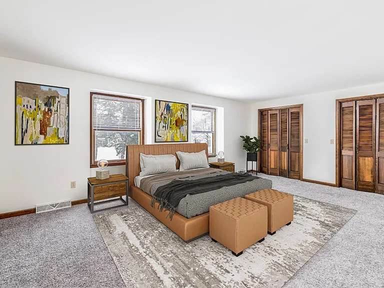 Green Lake Apartments and Townhomes — Photo 15