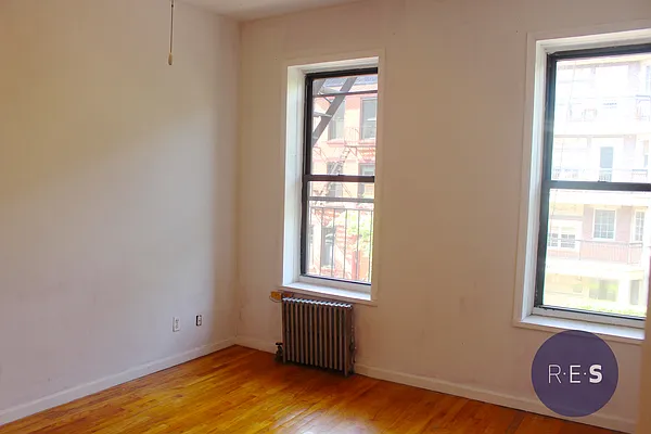 Rented by RES New York | media 30