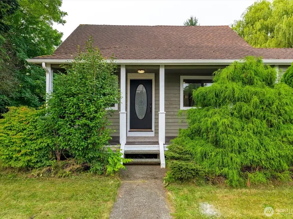 811 Nooksack Avenue, Nooksack, WA 98276