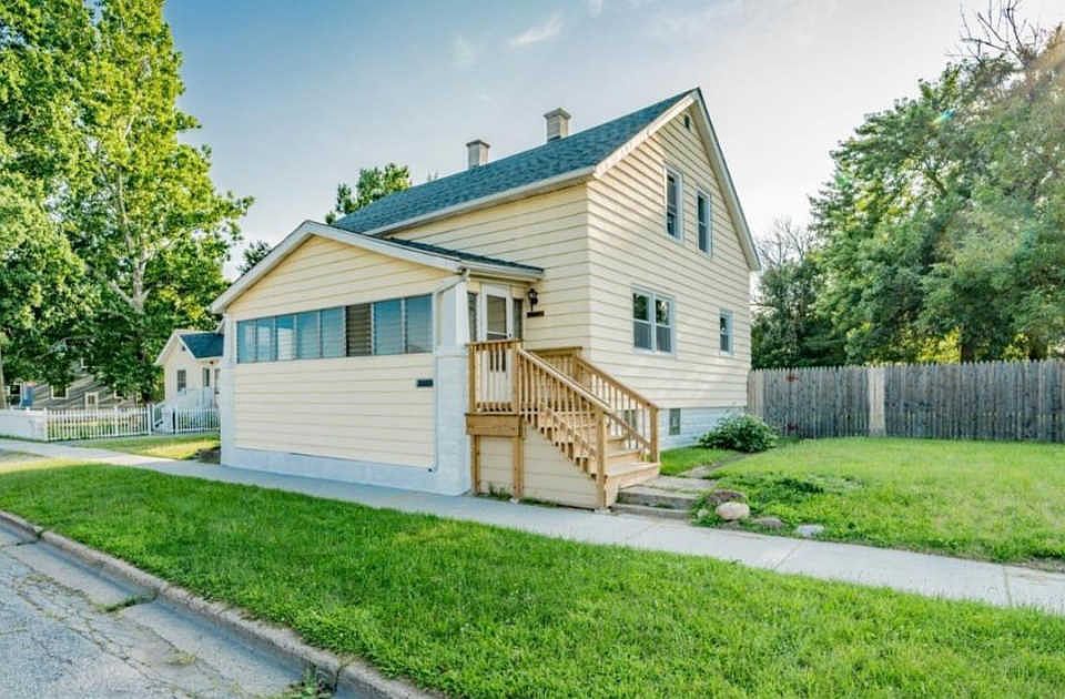 1st image of 7106 Marshall Ave
