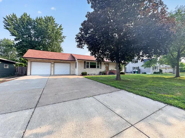737 Adams St, Anoka, MN 55303