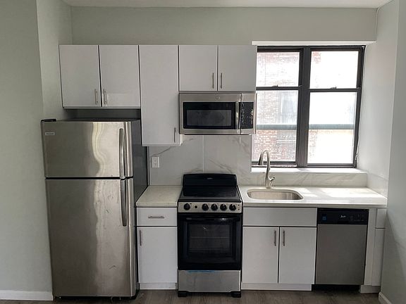 2nd image of 622 W 136th St #122