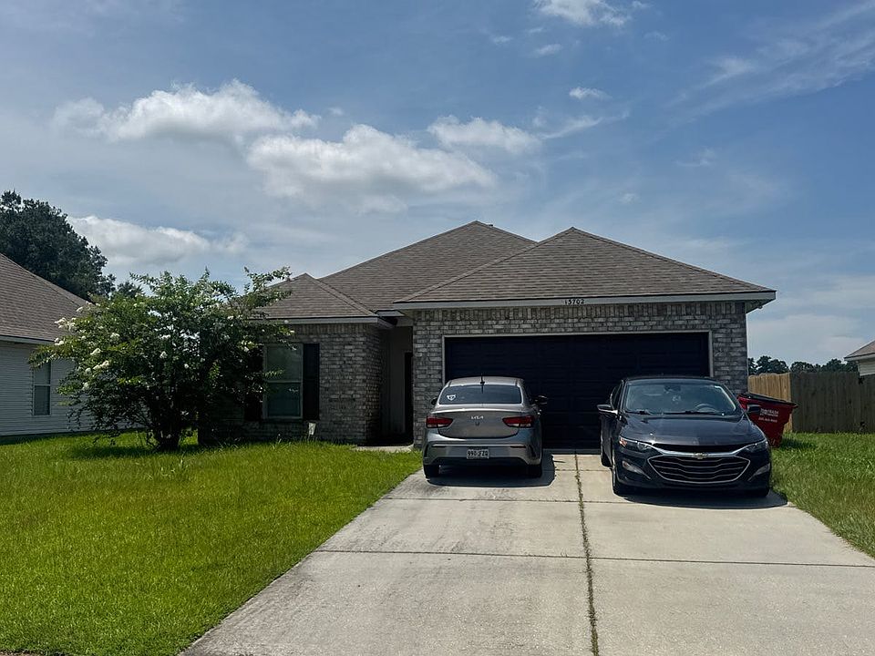 1st image of 13702 Acacia Ct