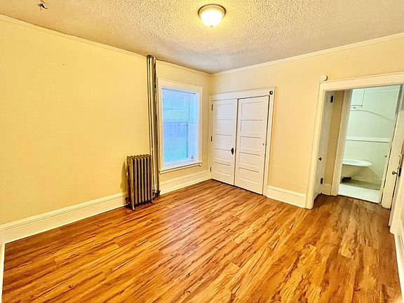 5th image of 220 E 20th Ave APT 2