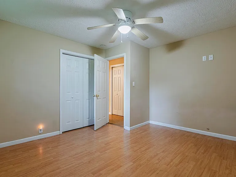 426 Parliament Rd #2 — Photo 10