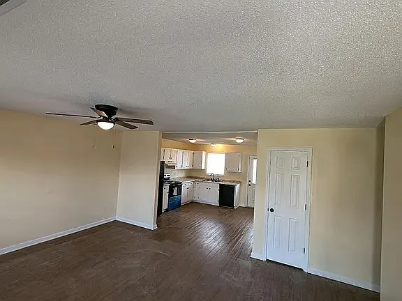 427 Elmira St #B — Photo 6