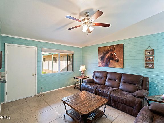 4th image of 1908 W Berridge Lane #13