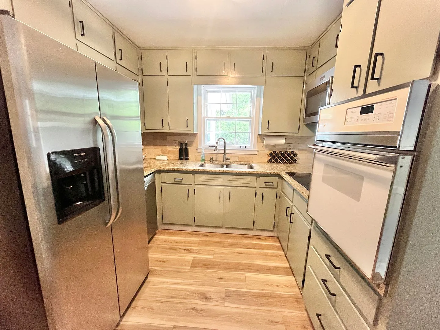 3154 Barkside Crt. — Photo 3
