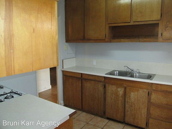 5th image of 1704A Lead Ave SE