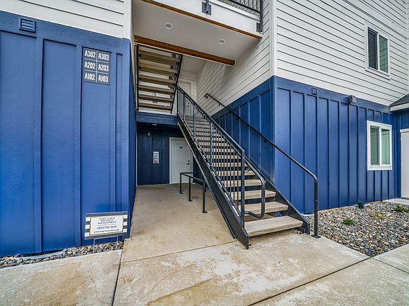 2nd image of 916 S Holladay Dr #0152f7726