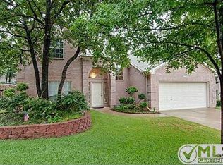 4900 Landrun Ln, Arlington, TX 76017