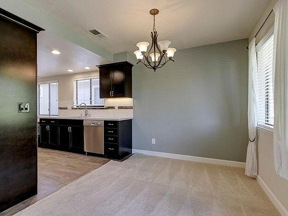 3rd image of 18945 Sara Park Cir