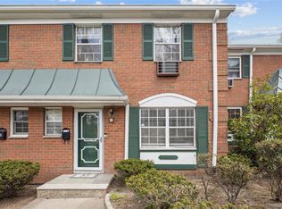 4 Salem Court, Suffern, NY 10901