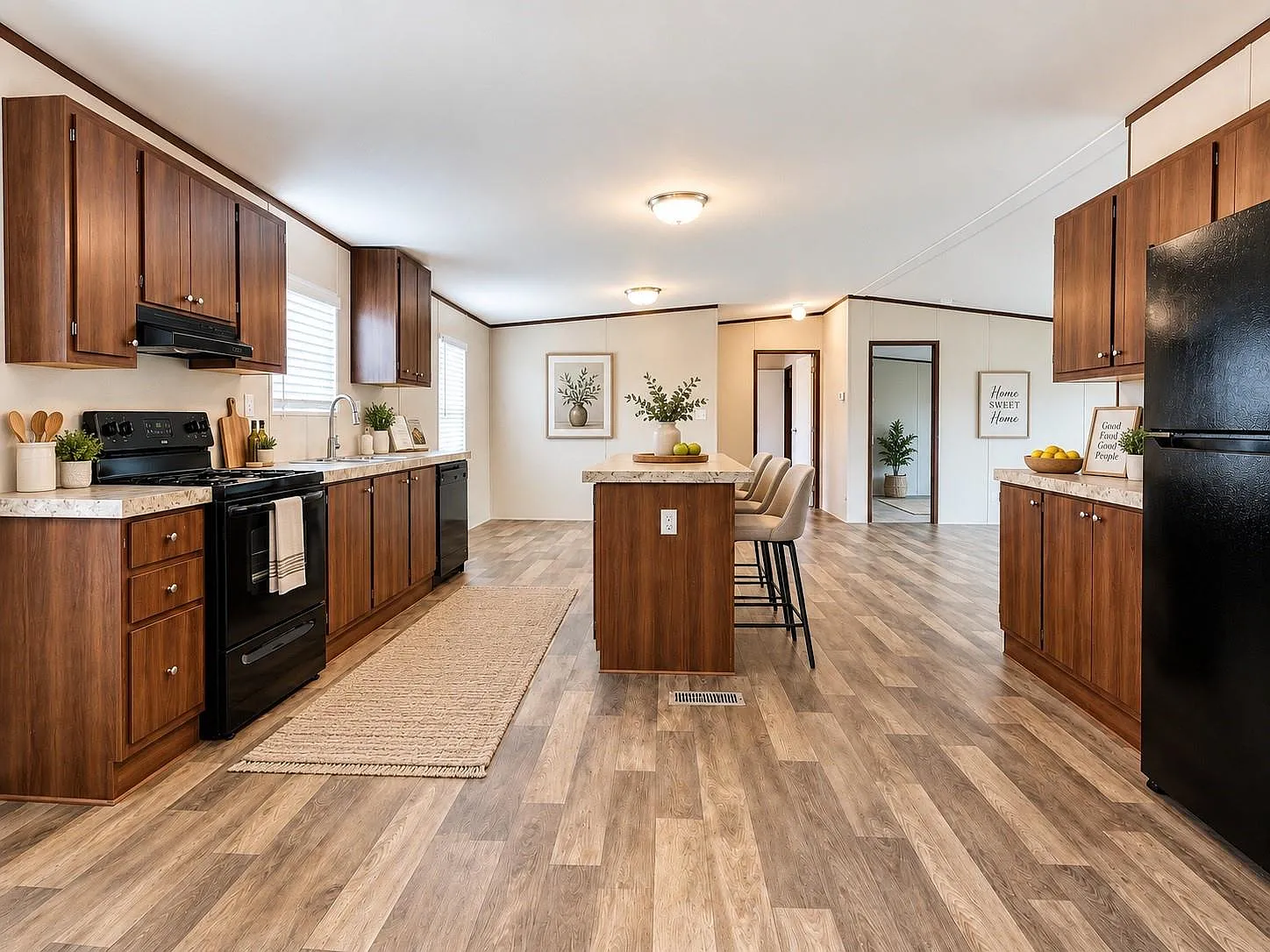 3 bed, 2.0 bath, 1438 sqft, $1,600 — Photo 4