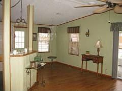 1st image of 515 Camellia Dr