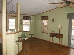 515 Camellia Dr, Fruitland Park, FL 34731