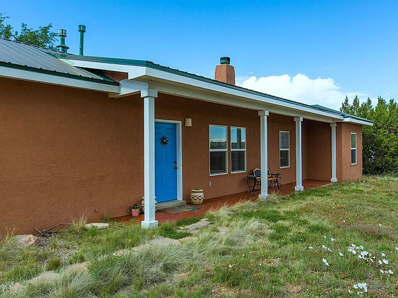 2nd image of 5 Rockrose Ct