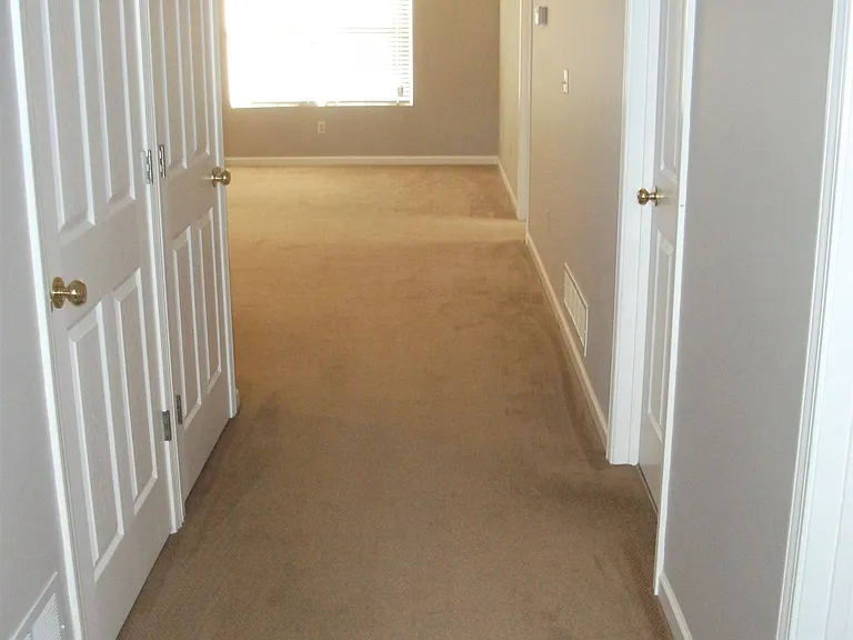 2901 Russel Ct — Photo 2