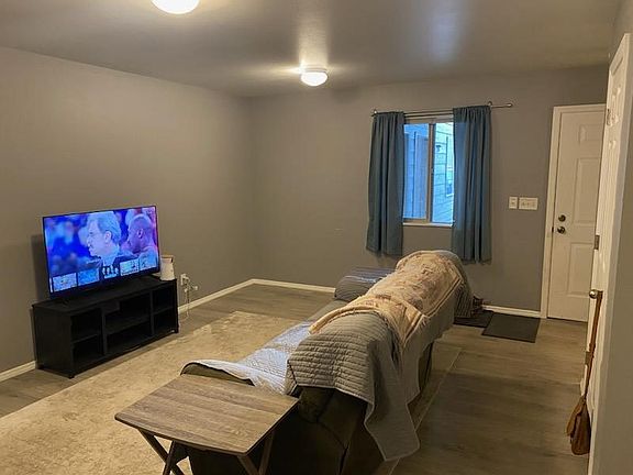 4th image of 900 W Park Ave APT 3
