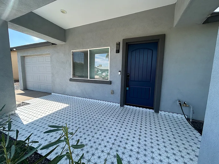 3507 E Claire Dr — Photo 3