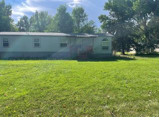 706 S 8th St, Basin, WY 82410