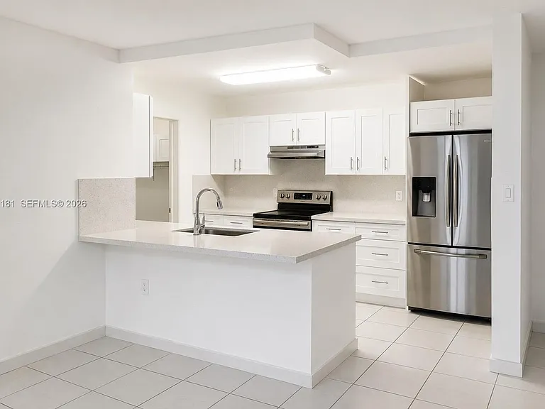 240 W Park Dr #205-4 — Photo 3