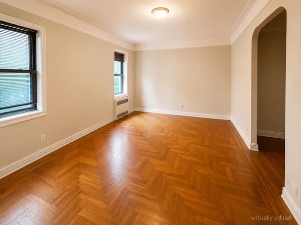 2249 East 21st Street image 1 of 4